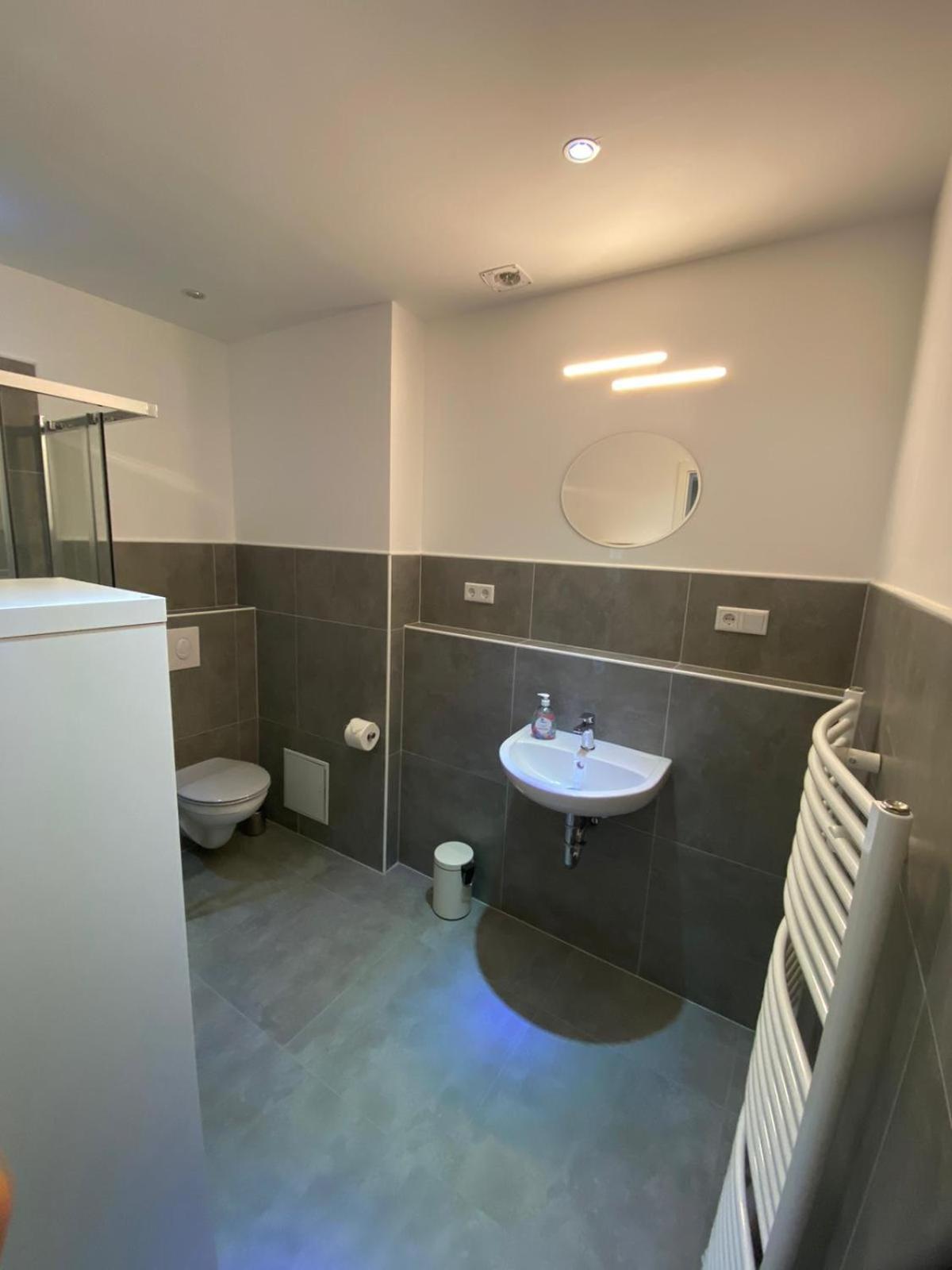 Sali Homes - Monteurswohnungen Im Herzen Von Kleve Clèves Chambre photo